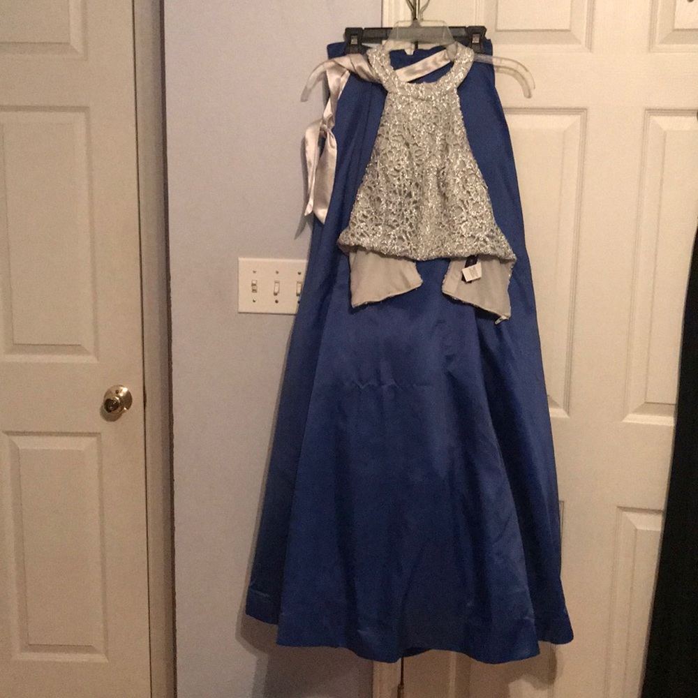 I’m selling it because I already graduated high